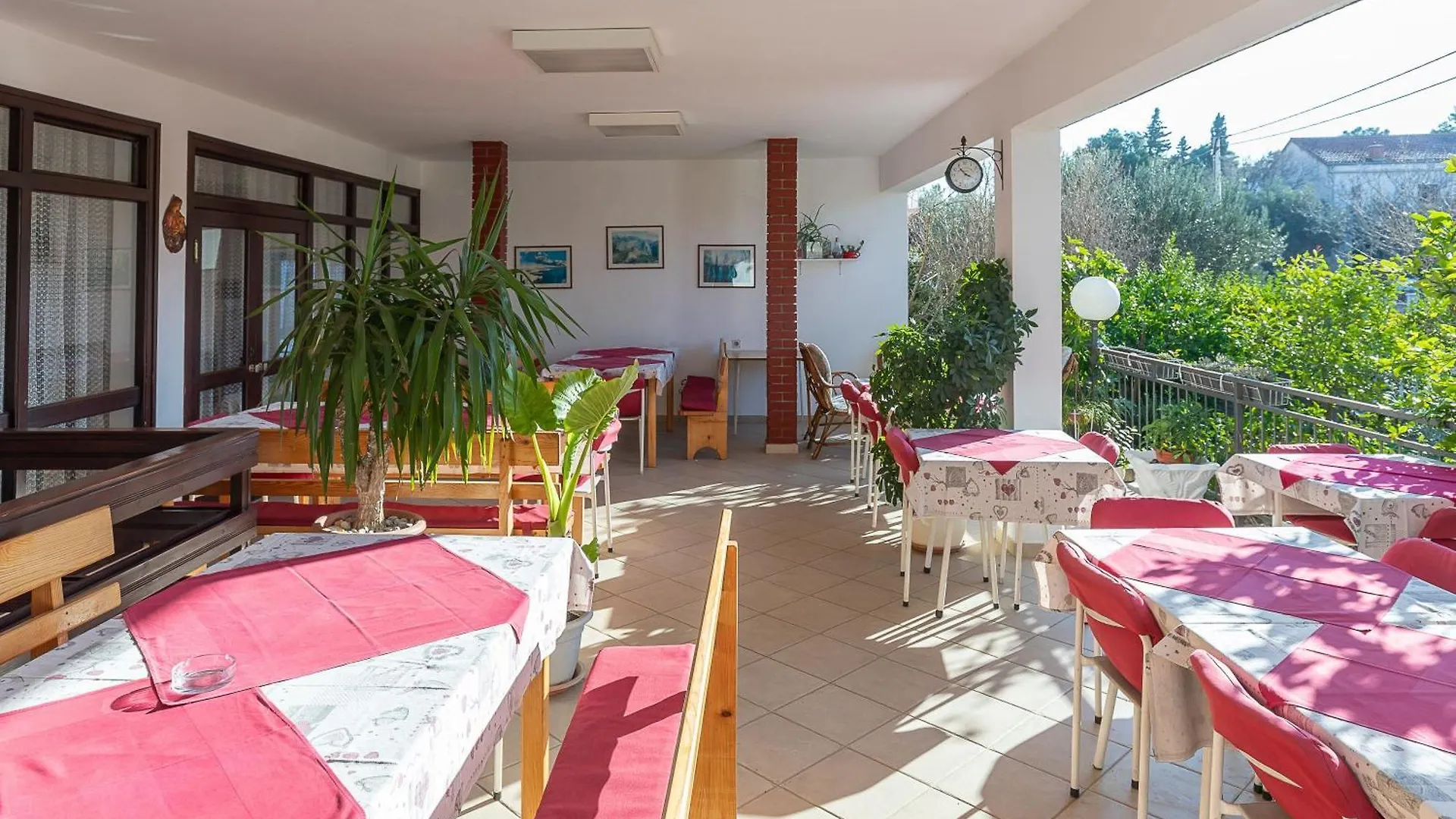 Tinka, Zimmer No 2 Starigrad Paklenica 0*,  Croatia